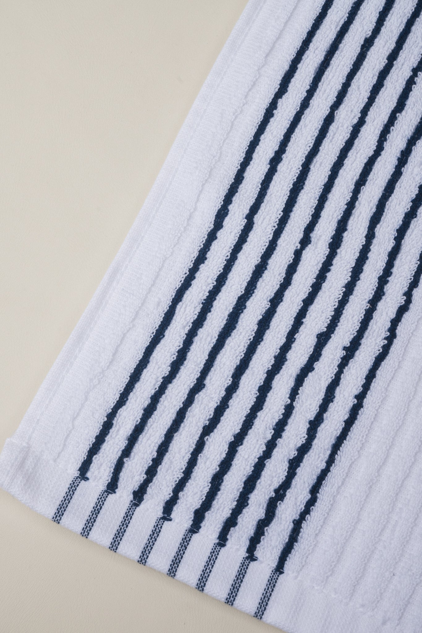 Classic Pepperdine Ribbed Towel